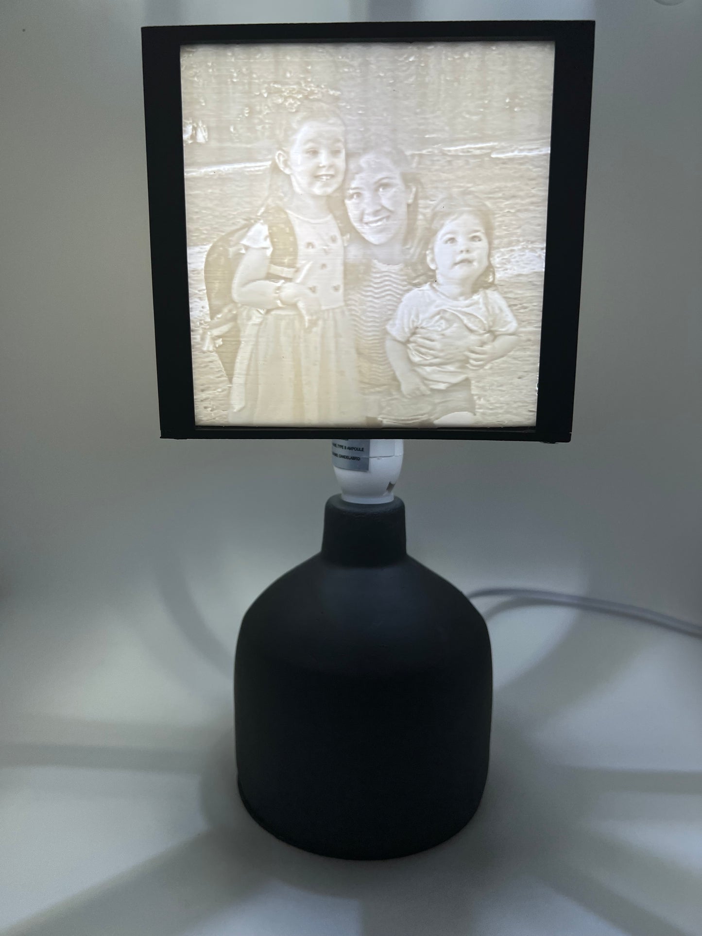 Black Square Photo Lamp